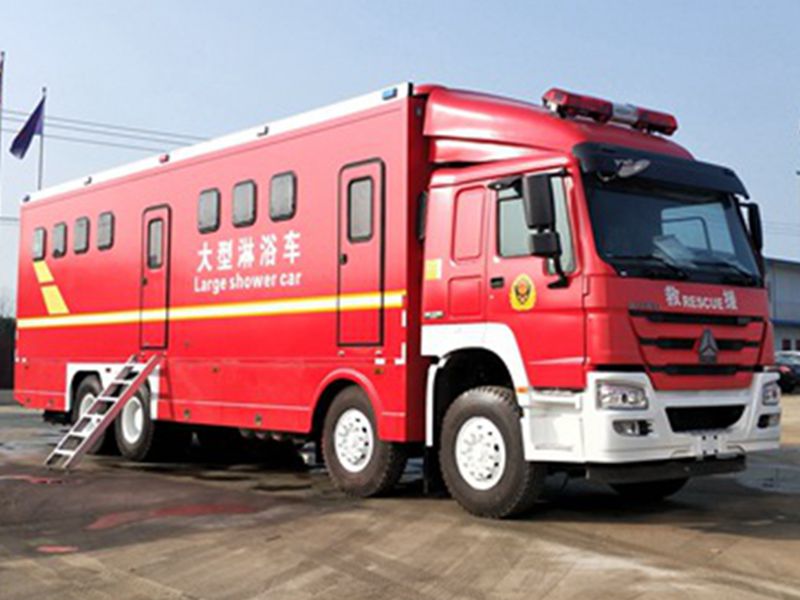 重汽豪沃後雙橋20人淋浴車